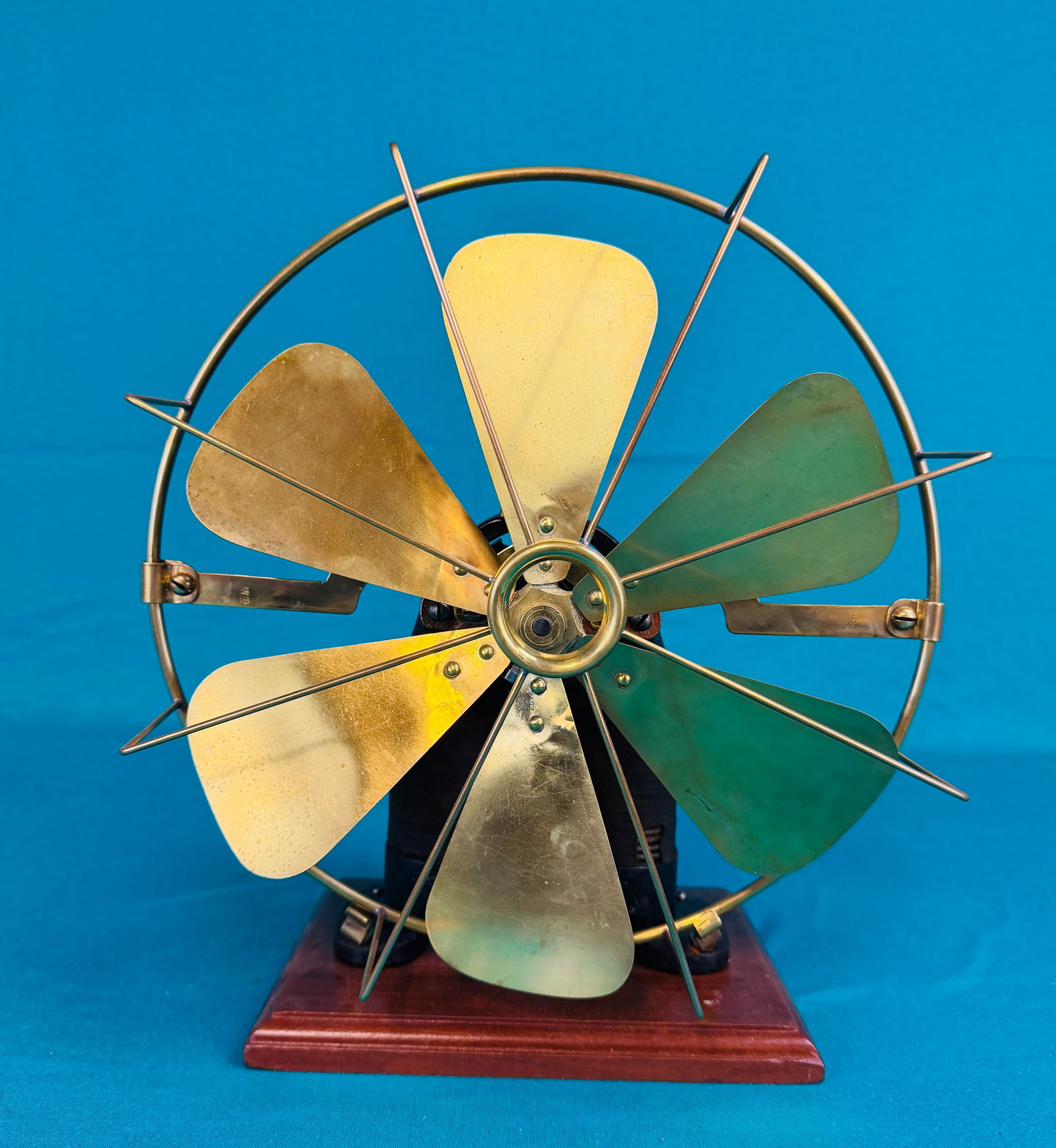 Rare & Important Early 1890's Knapp No 3 Bi-Polar Fan (1 of 9)