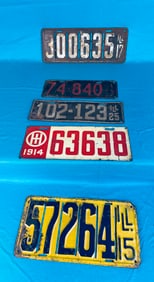Group Early License Plates Incl 1914 International Harvester