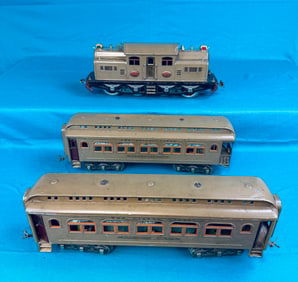 Pre-War Lionel No 402E Locomotive w Parlor & Observation Cars
