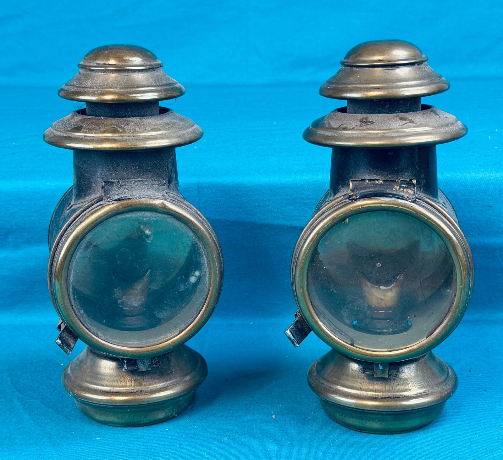 Pair Early Brass Kerosene Carriage / Buggy Lamps (1 of 5)