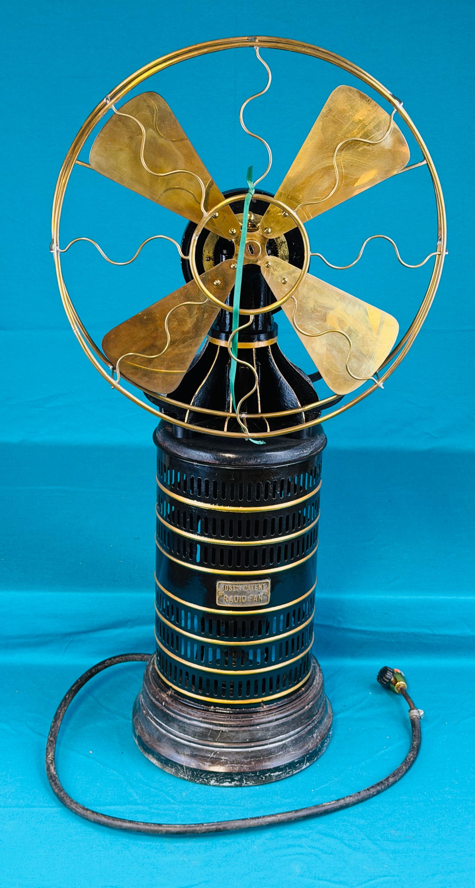 Jost's Patent Radio Hot Air Fan (1 of 7)
