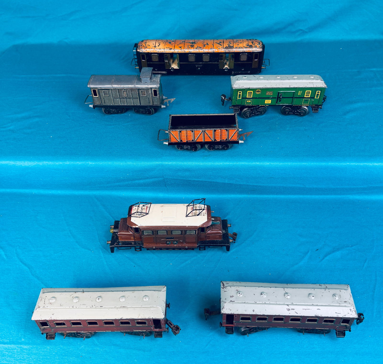 Lot Vintage French Toy Trains (1 of 5)