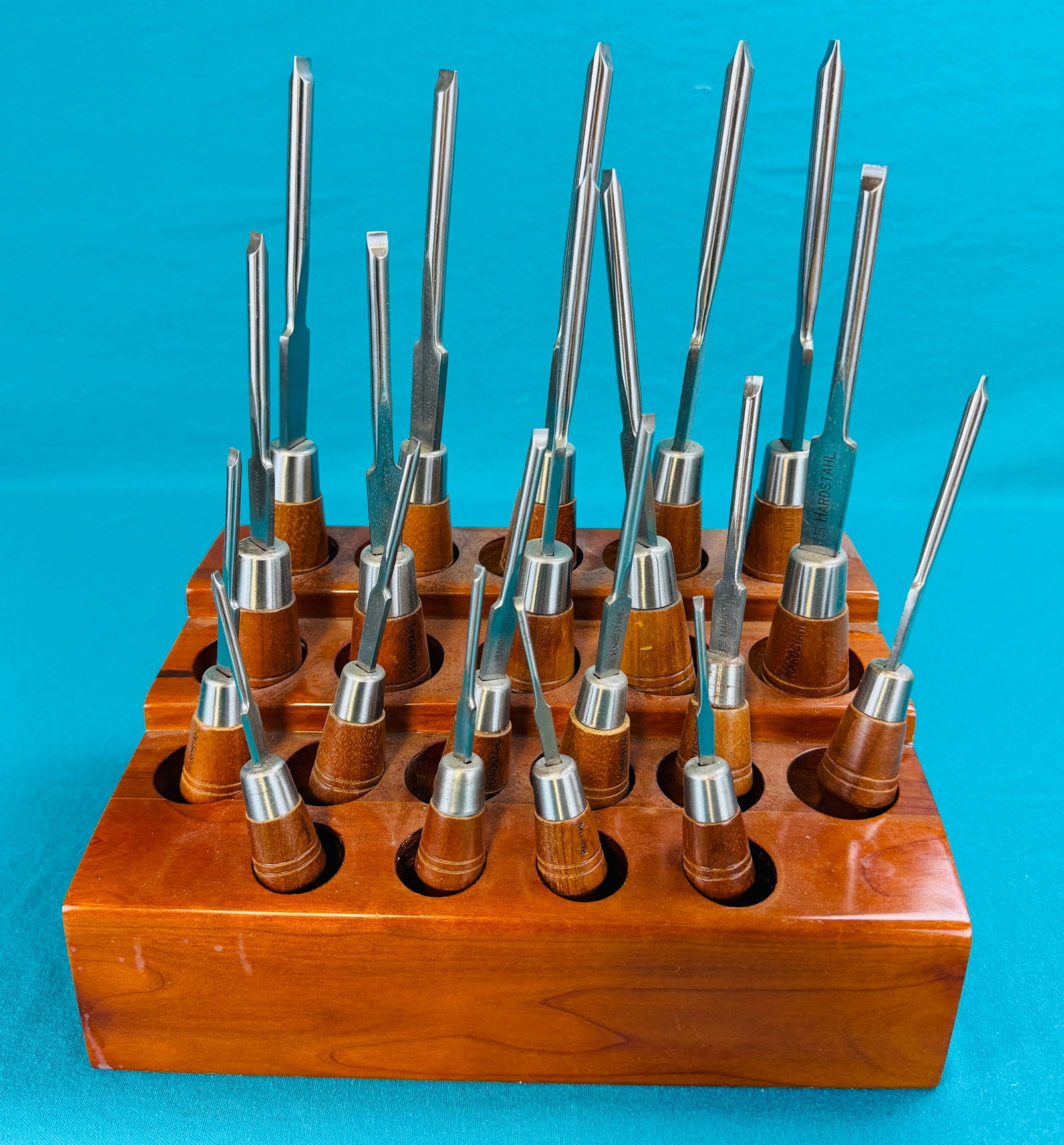 Hardstahl 1-20 Screwdriver Set w Cherry Holder (1 of 5)