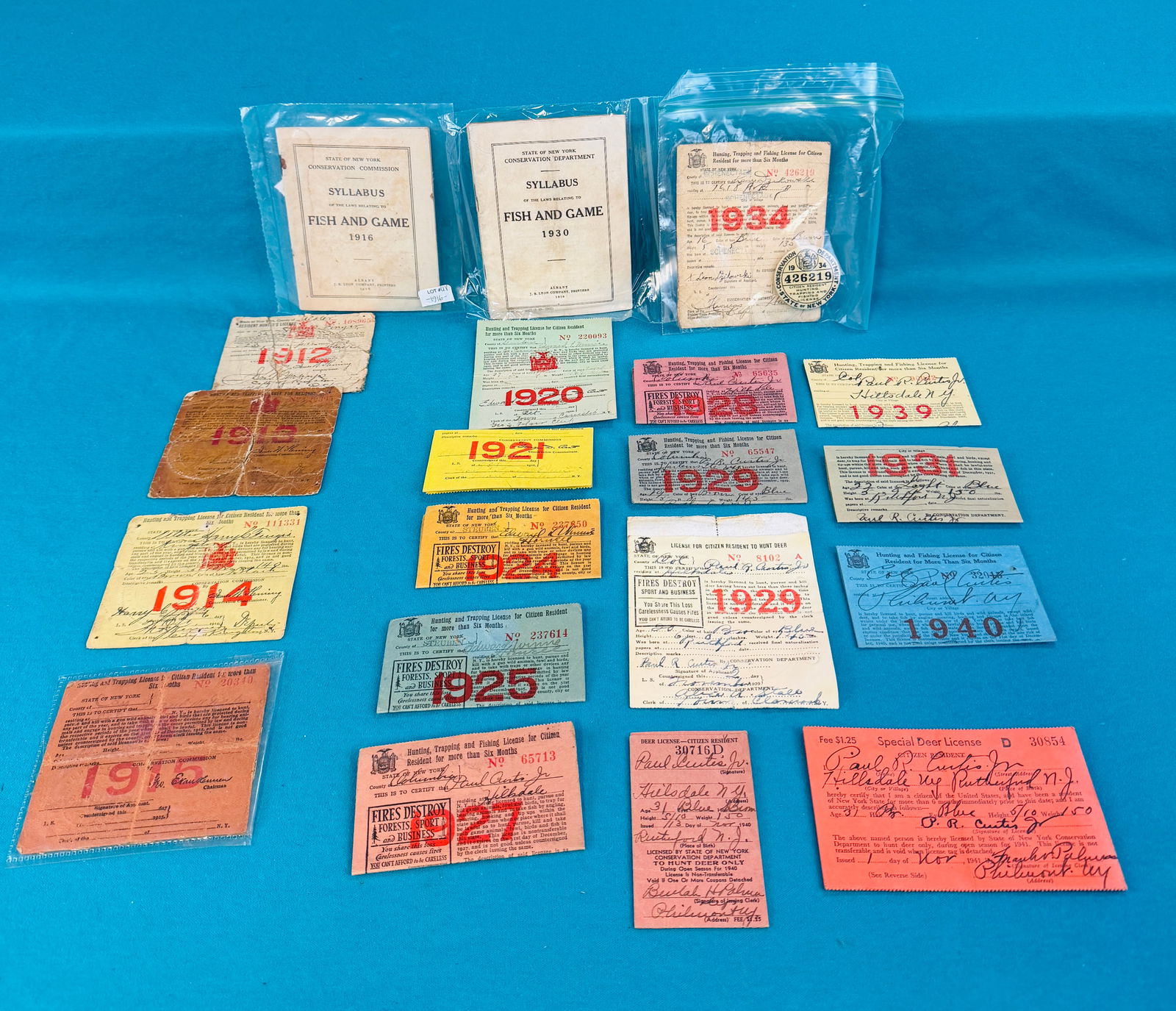 Extensive Lot of Paper NY State Hunting Licenses (1 of 5)