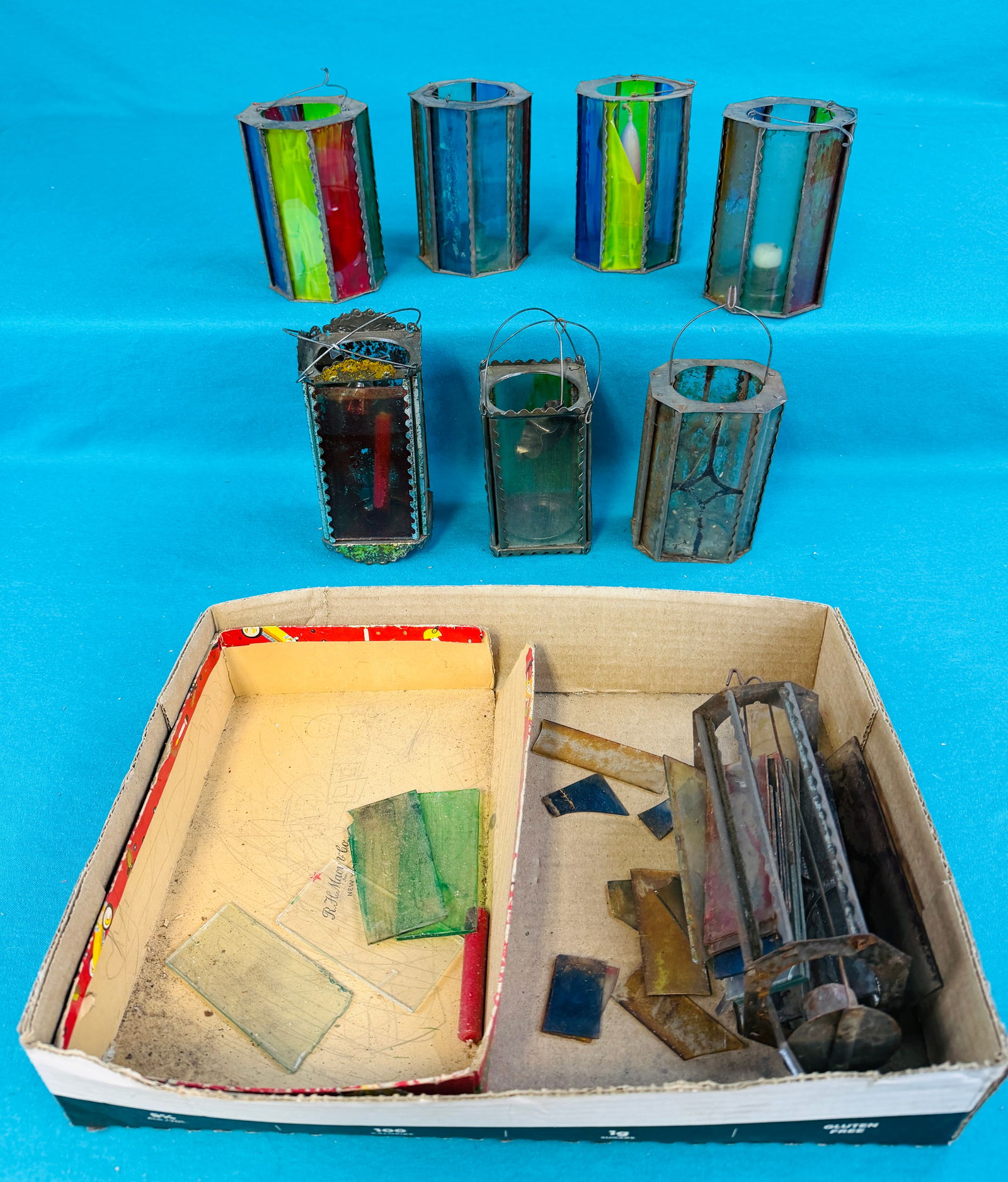 Lot 8 Glass & Tin Christmas Candle Lanterns (1 of 5)