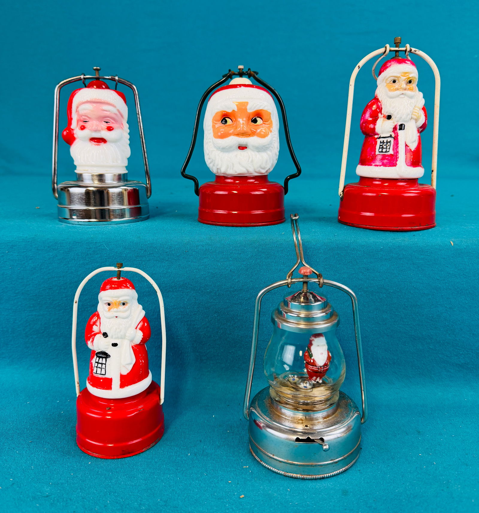 5 Vtg Japan XMAS Small Figural Electric Lanterns (1 of 3)