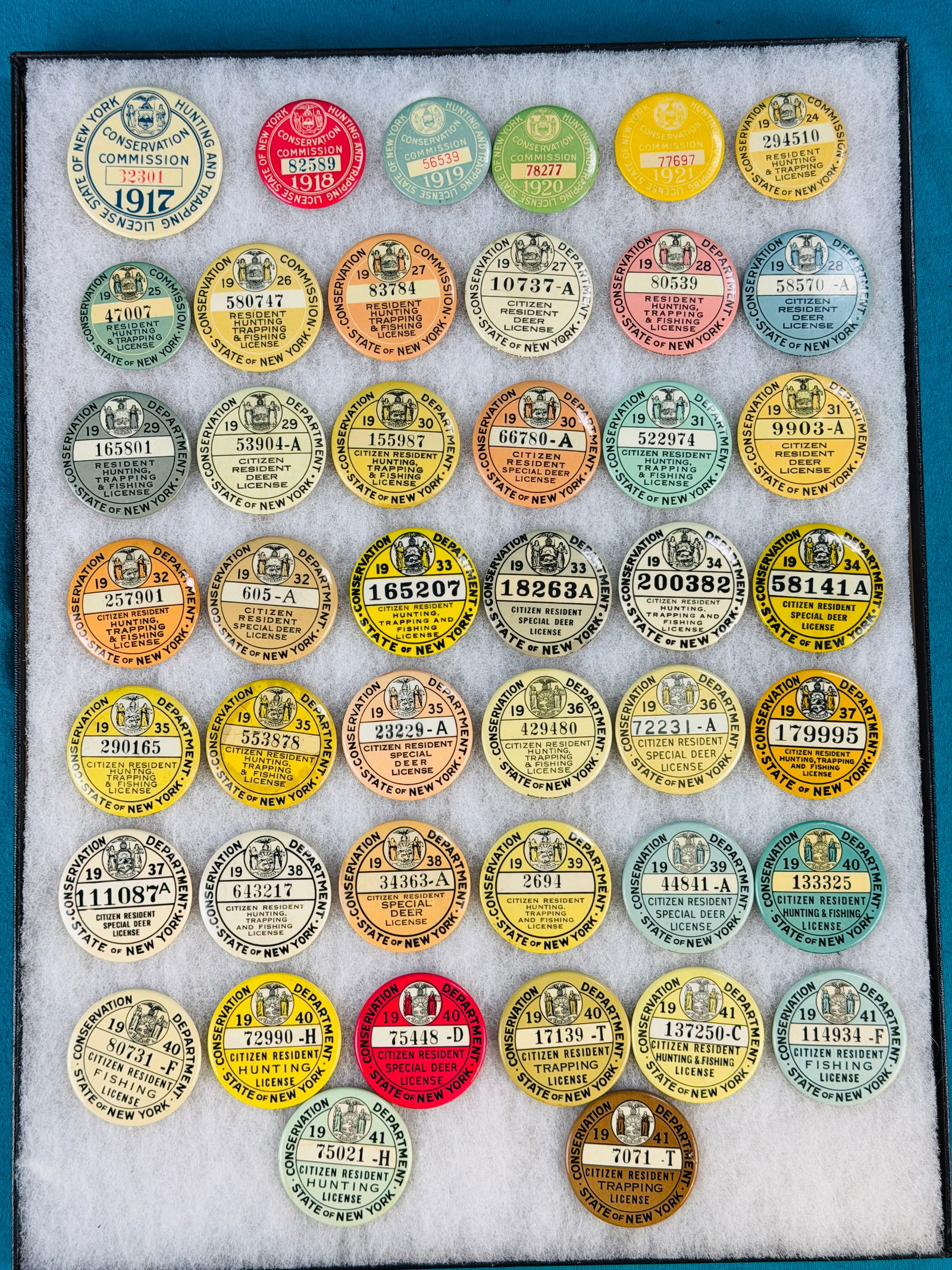 Set NY State Conservation Dept Hunting Buttons (1 of 8)