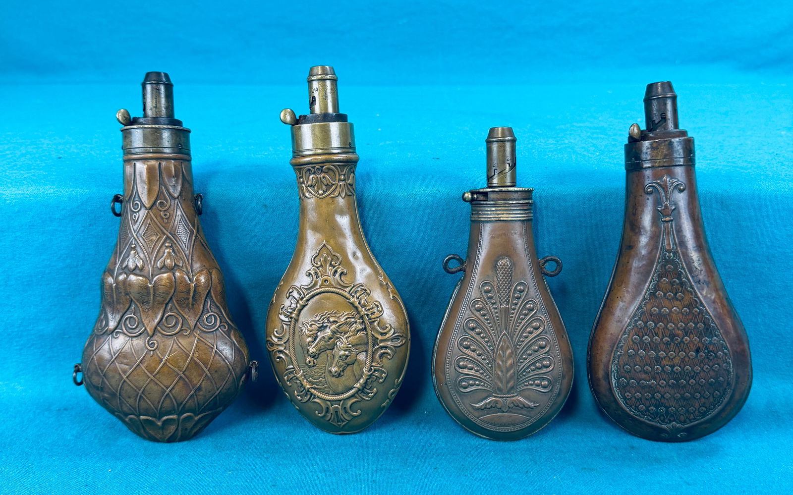 4 Antique Copper&Brass Powder Flasks- Hawksley (1 of 8)
