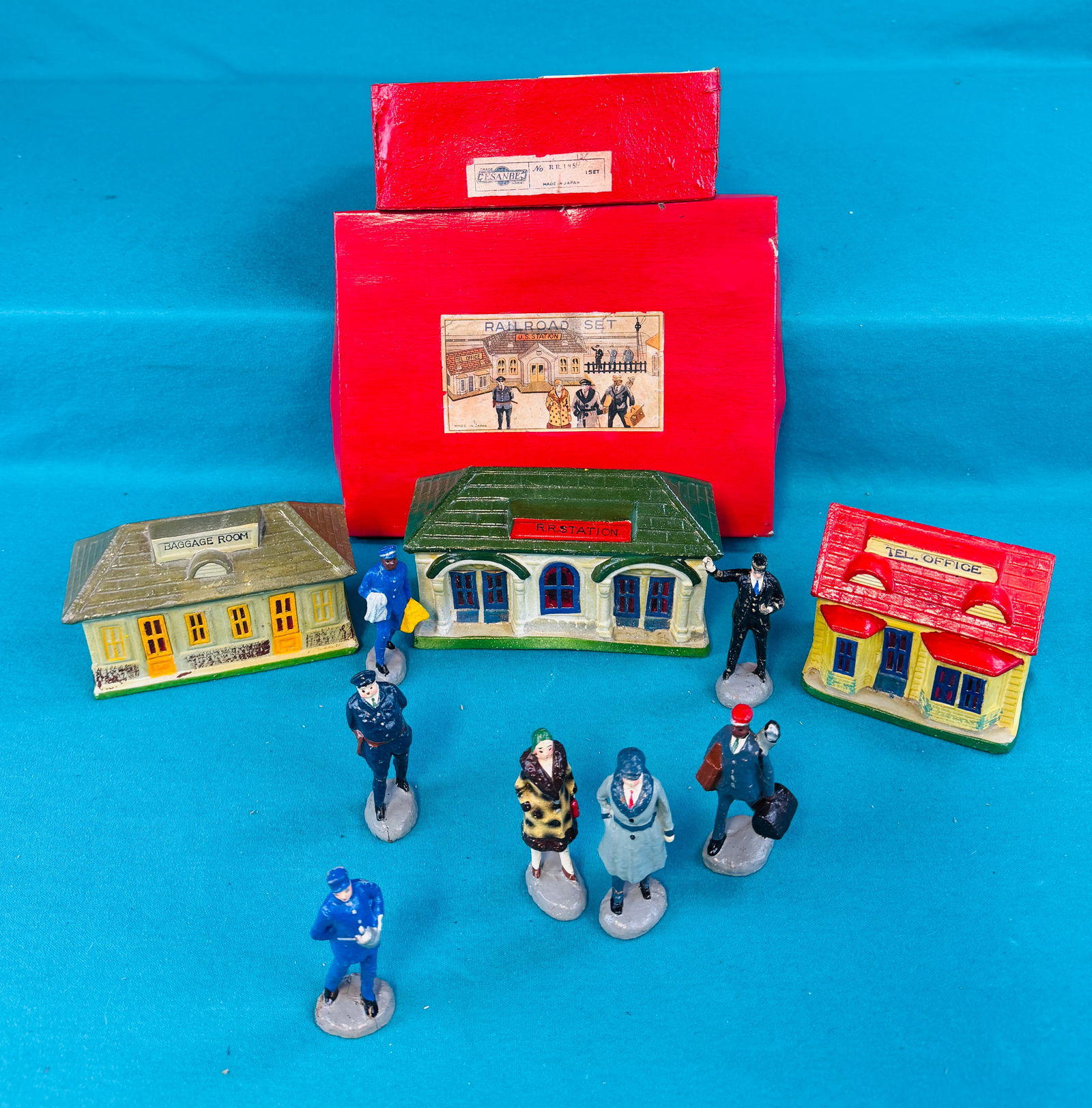 Esanbe Composition Train Layout Bldgs & Figures (1 of 5)