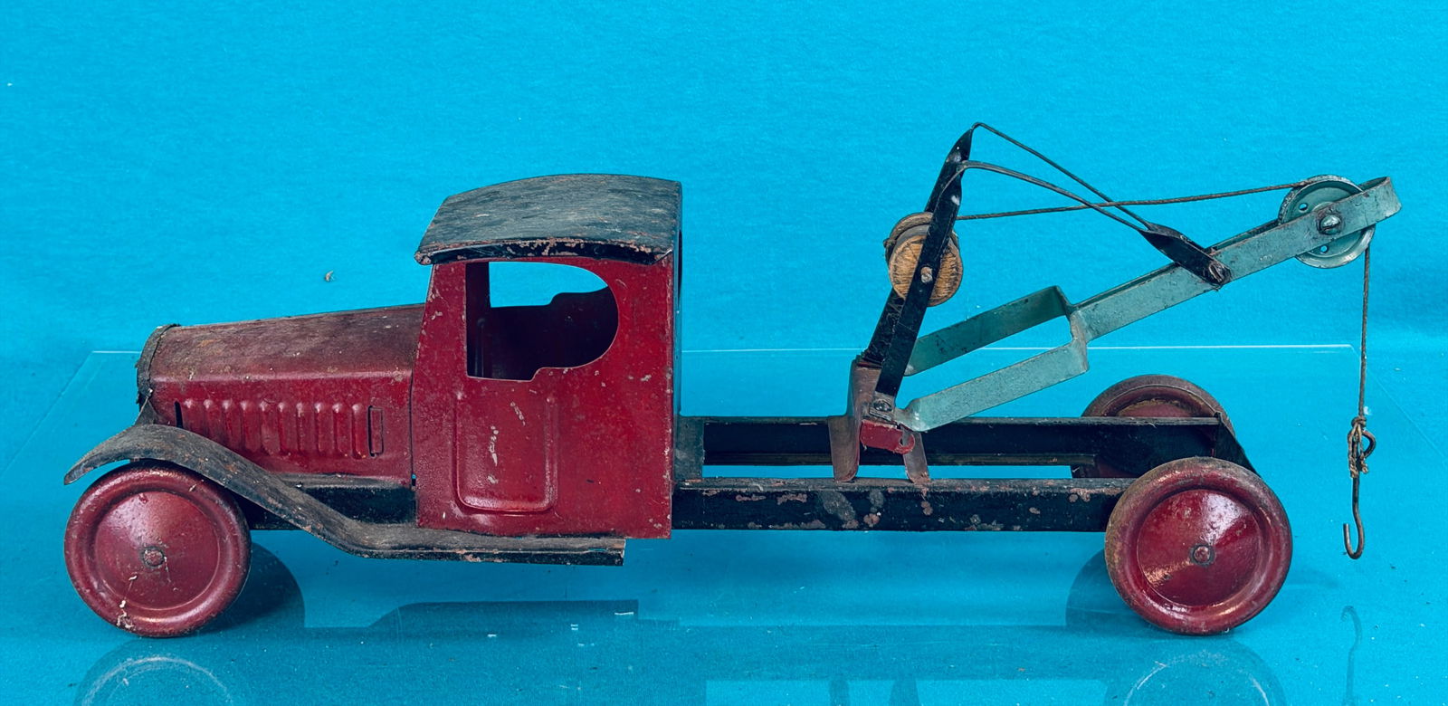 1930's Pressed Steel Tow Truck (1 of 5)
