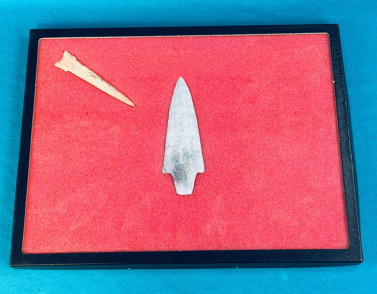 Lot 2 Large Projectile Points (1 of 5)