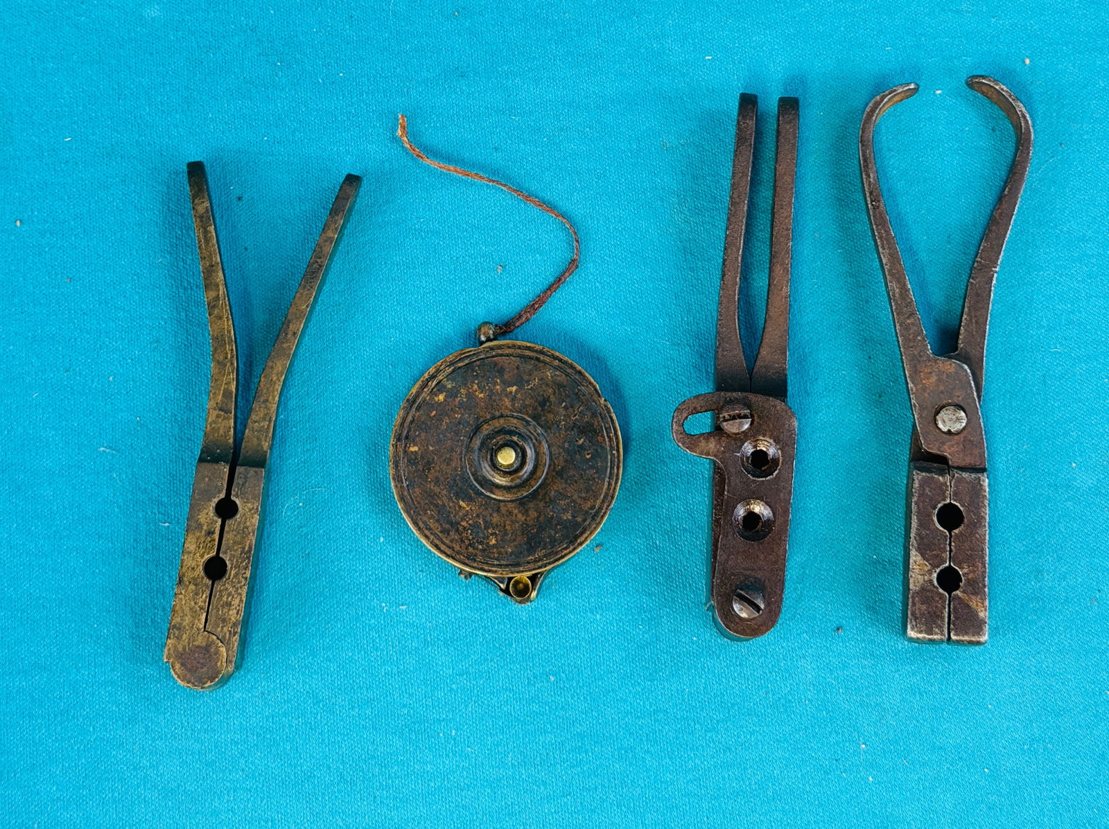Lot Antique Bullet Molds and A Capper (1 of 4)