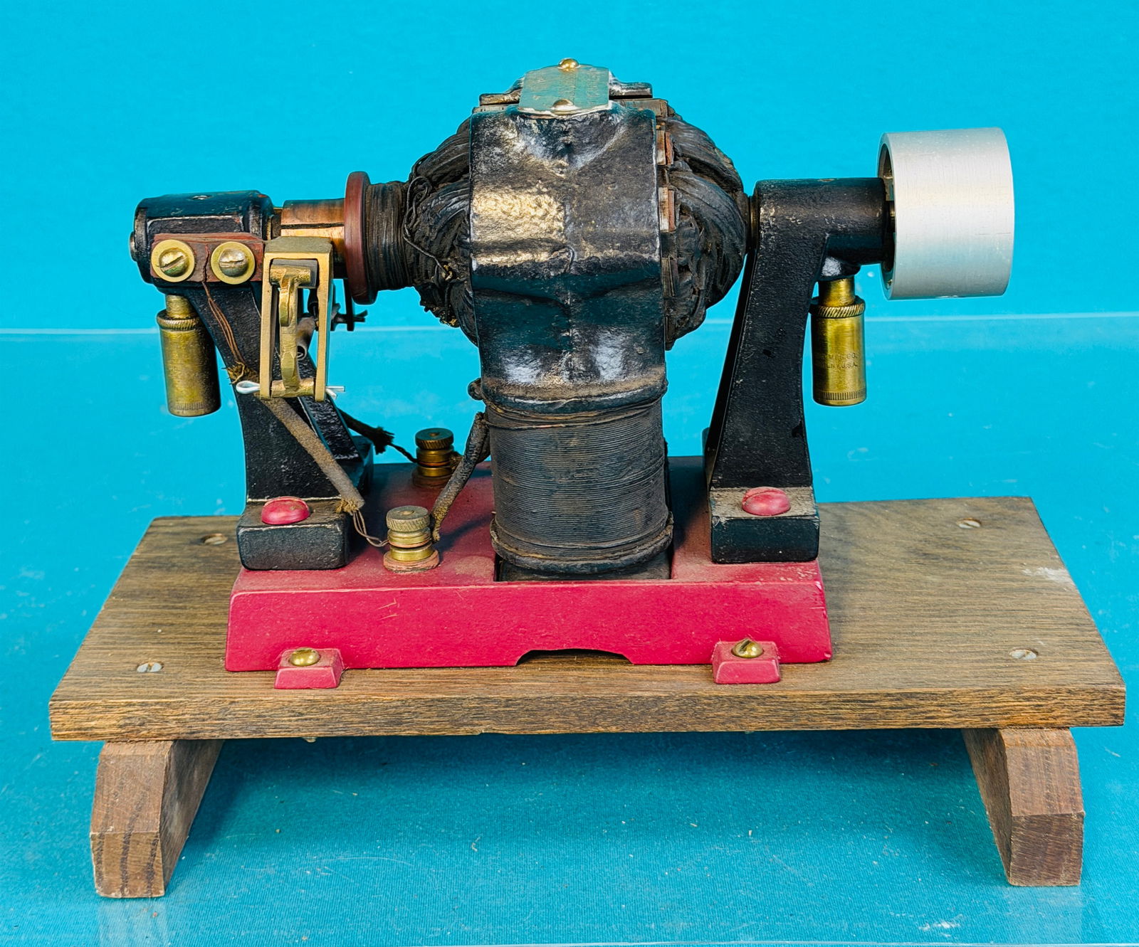 Early Carlisle&Finch Co Bi Polar Electric Motor (1 of 6)