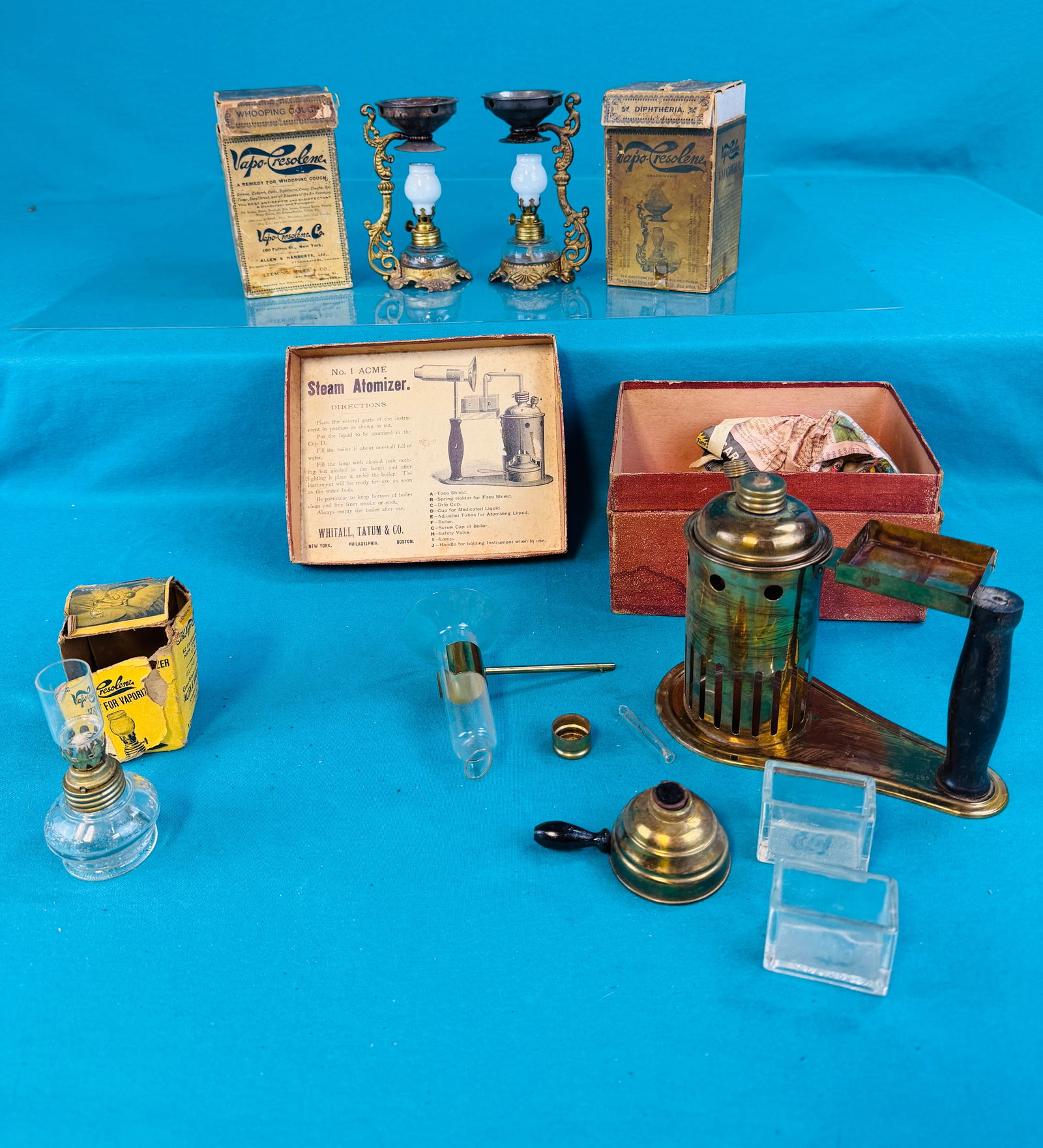 ACME No 1 Atomizer and Vapo Cresolene Lamps etc (1 of 5)