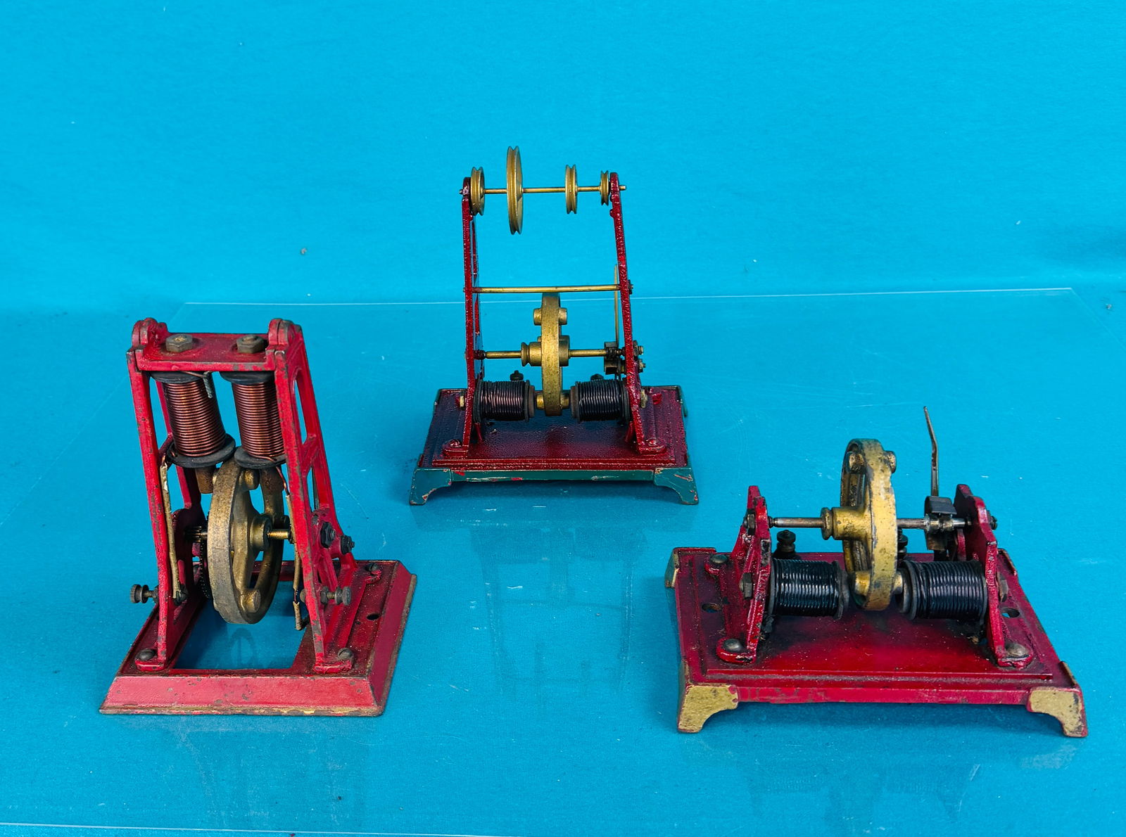Lot 3 H-K Toy Electric Engines (1 of 5)