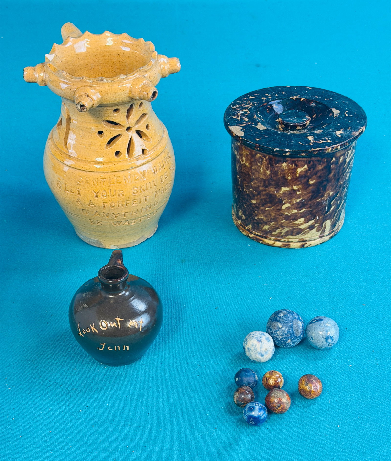 Lot Antique Pottery Items (1 of 11)