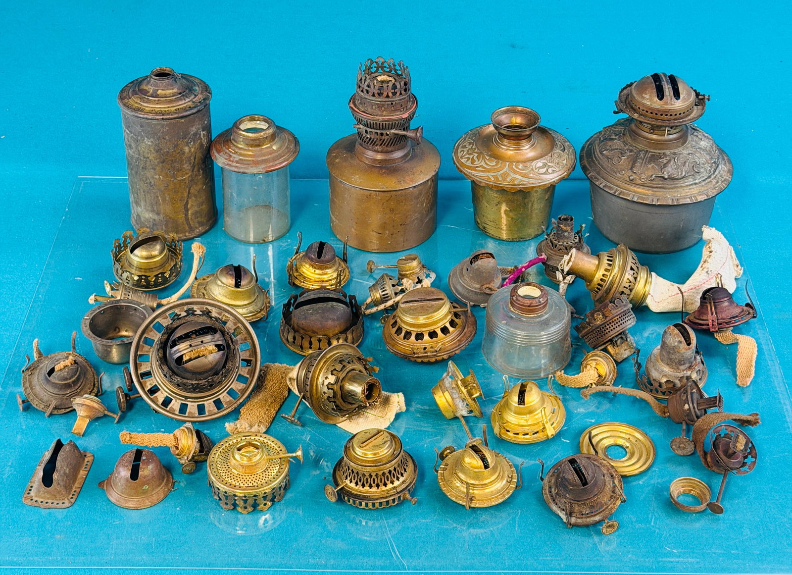 Large Lot Of Antique Kerosene Burners (1 of 6)