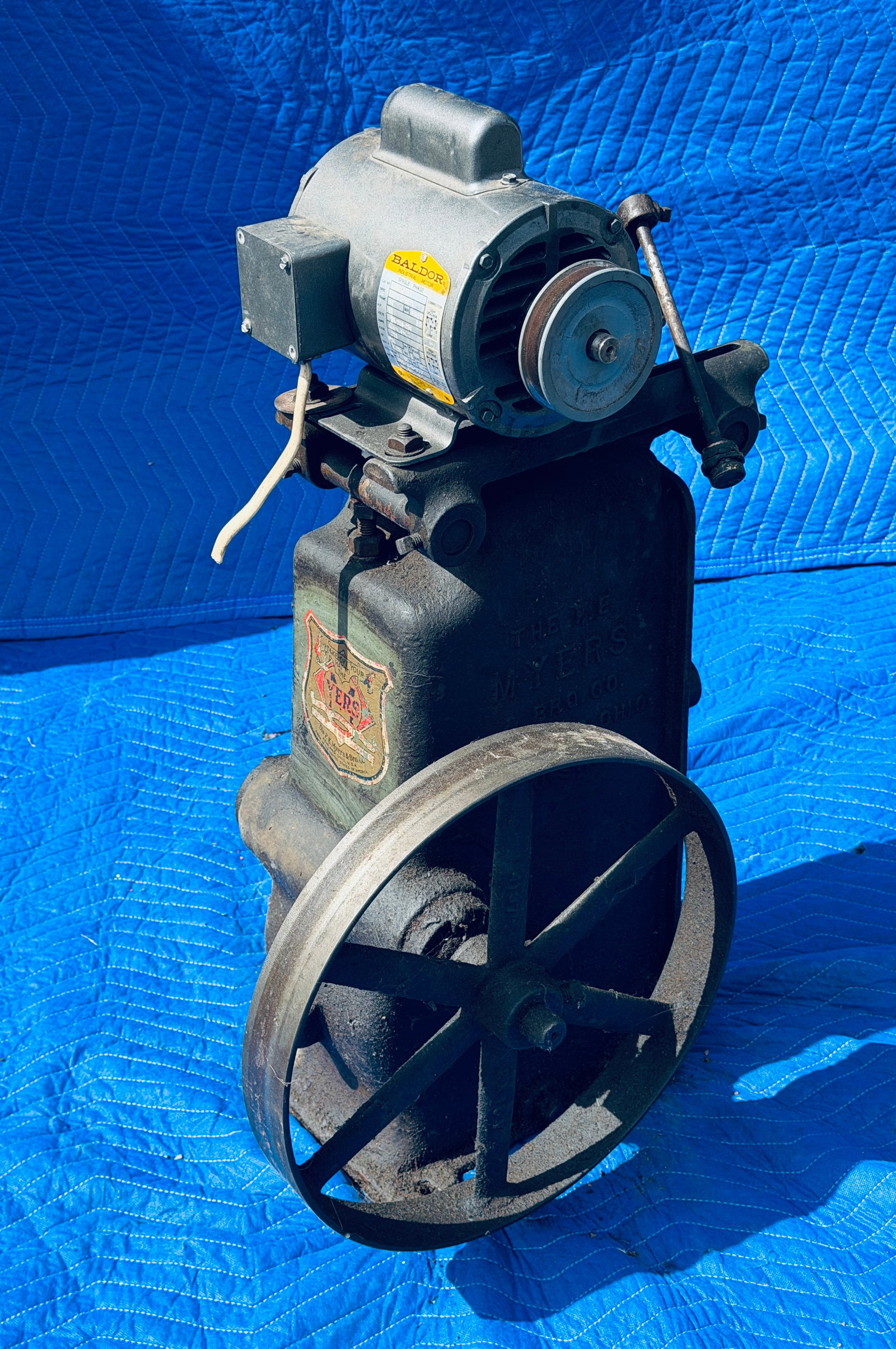 Myers Self Oiling Pump (1 of 9)