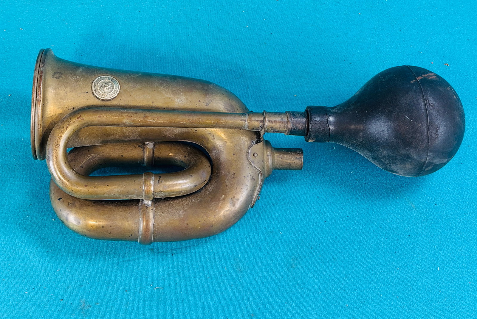 Lucas "King Of The Road" Automobile Horn (1 of 6)