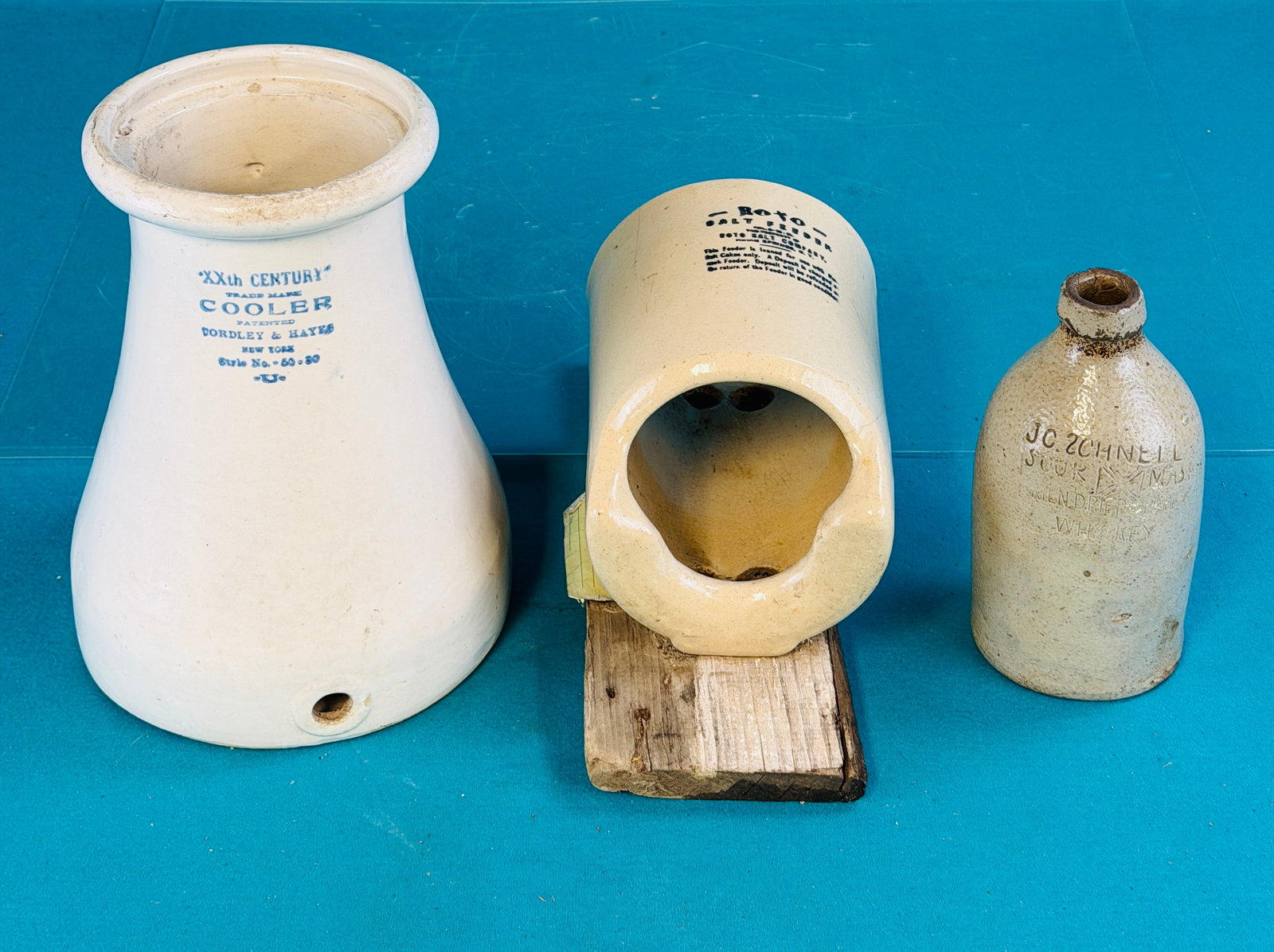 Lot 3 Pieces Of Stoneware (1 of 9)