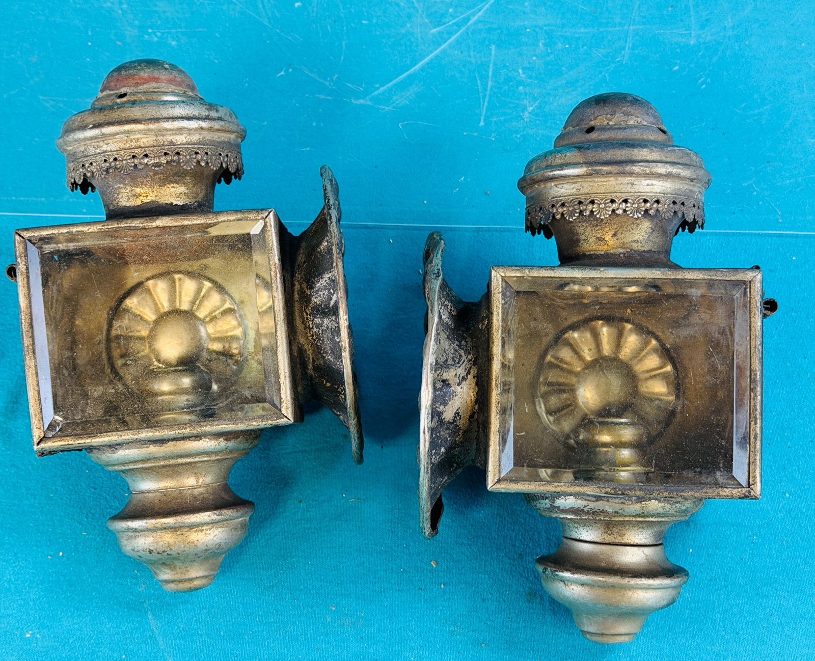 Pair Early Carriage Lamps (1 of 8)