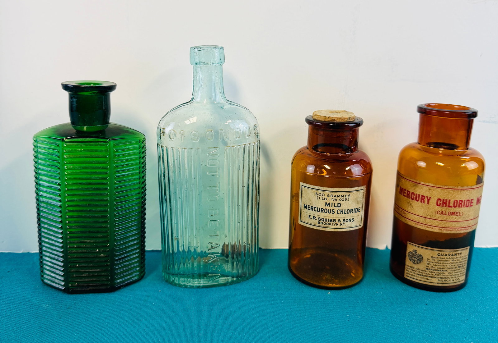 Lot 4 Antique Bottles Poison & Apothecary (1 of 6)