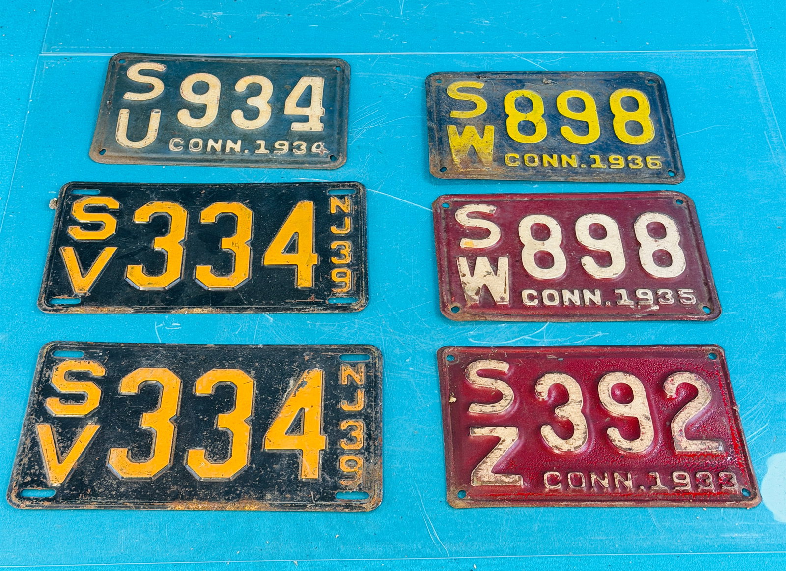 Lot 6 1930's NJ & Conn license Plates (1 of 4)