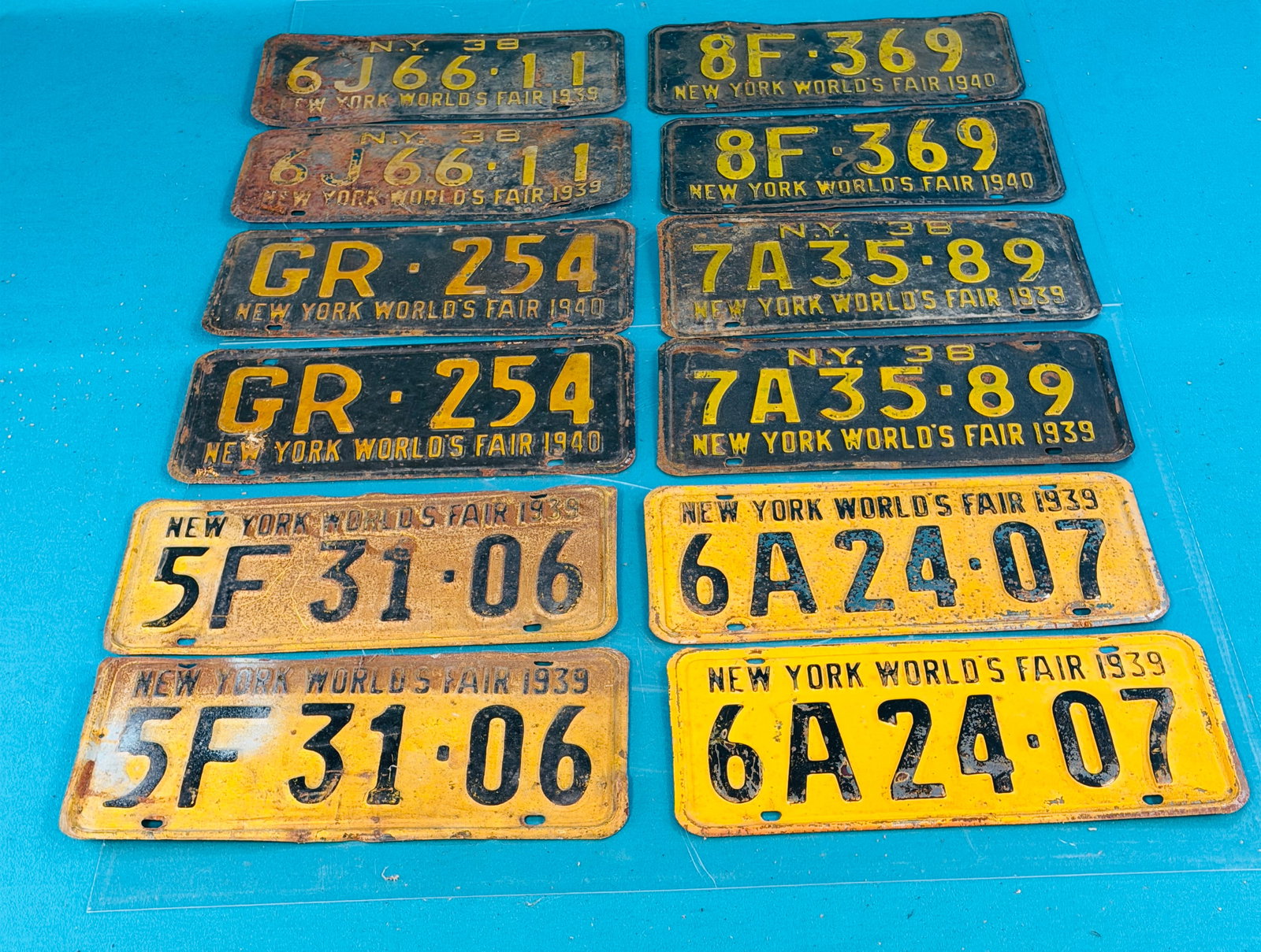 Lot 6 Pair 1939-40 NY World's Fair License Plates (1 of 4)