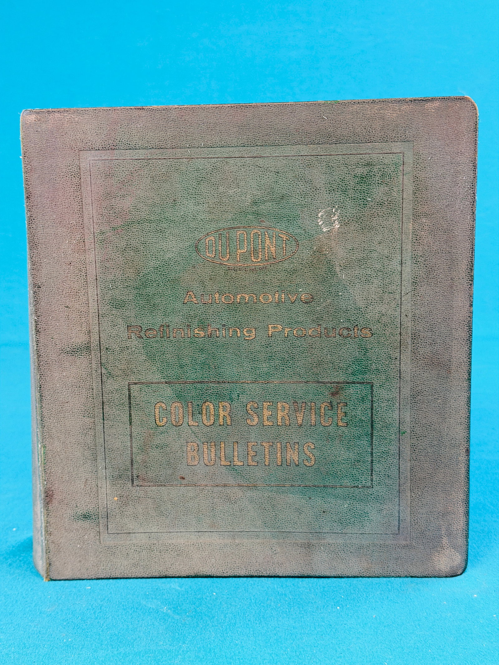 1960's Dupont Auto Refinish Colors Manual (1 of 4)