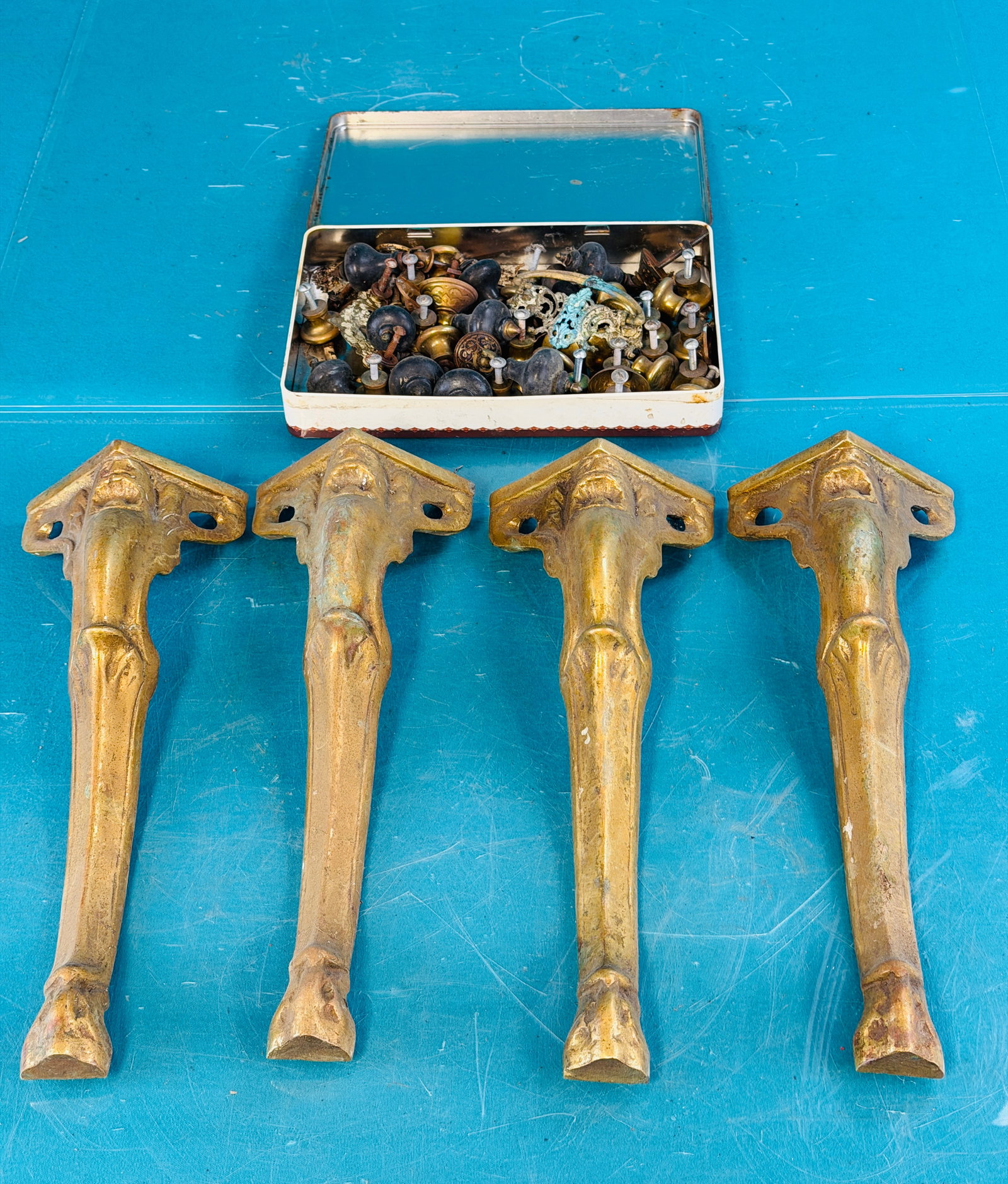 Lot Antique Brass Furniture Hardware (1 of 7)