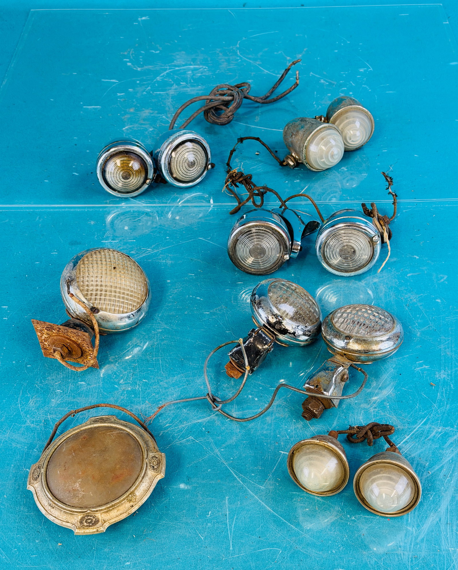 Lot 12 Vintage Automobile Tail Lights Etc (1 of 17)