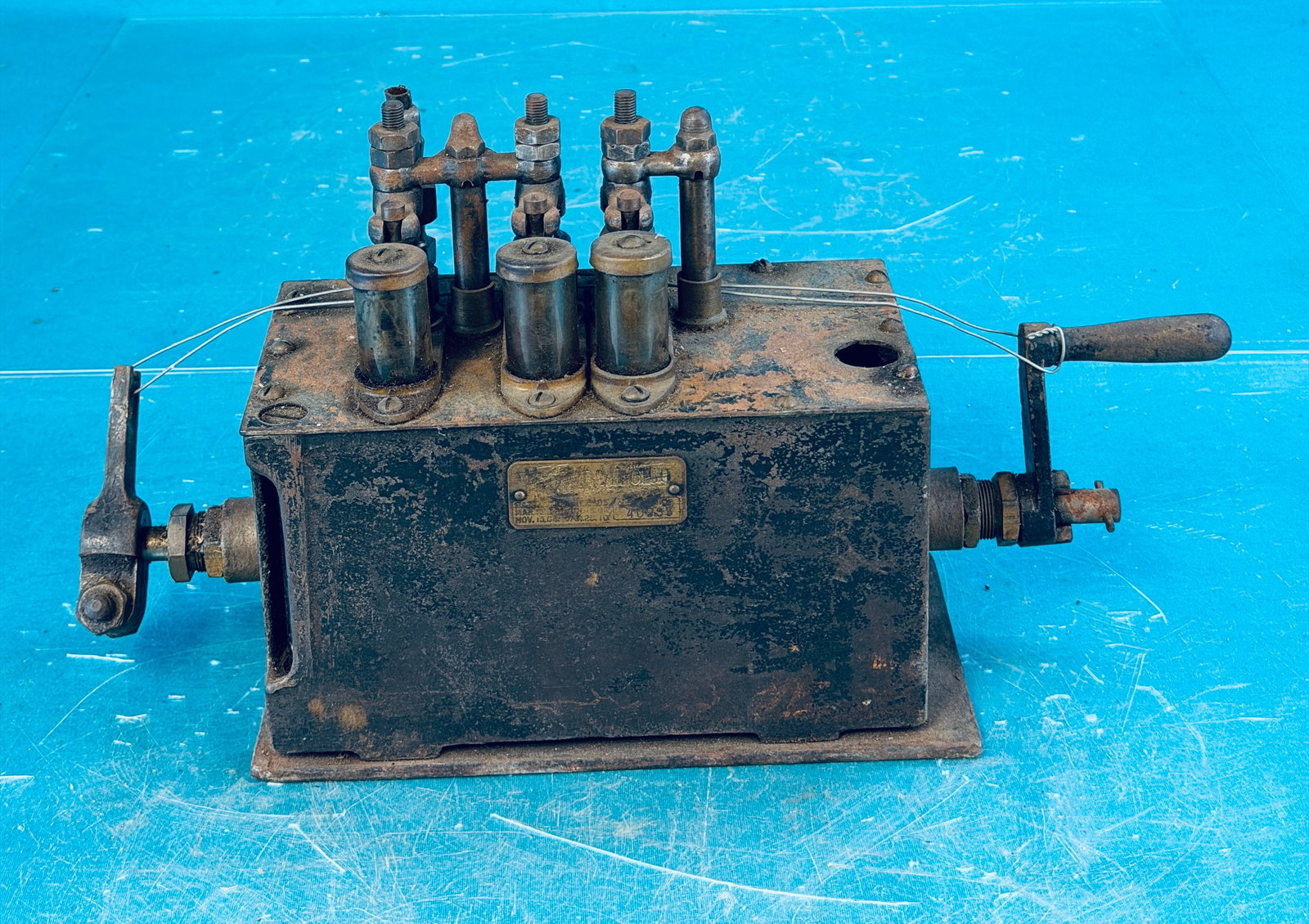 1910 McCord Mfg. Co Lubricator (1 of 9)