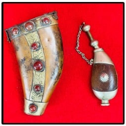 Lot 2 Middle Eastern Containers (1 of 4)