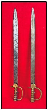Lot 2 British Indian Maratha Wars Period Baker Sword Bayonets: Lot of two rather scarce British Indian Maratha Wars Period Baker Sword Bayonets dating from the early 19th century and most likely made by the East India Company. These sword bayonets each of which h