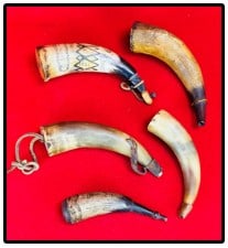 Lot 5 Powder Horns (1 of 9)