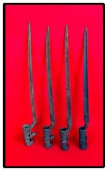 Lot 4 Early Bayonets w Retaining Rings (1 of 3)