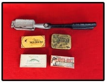 Lot Vintage Fishing Items Incl Boxed Lures (1 of 4)