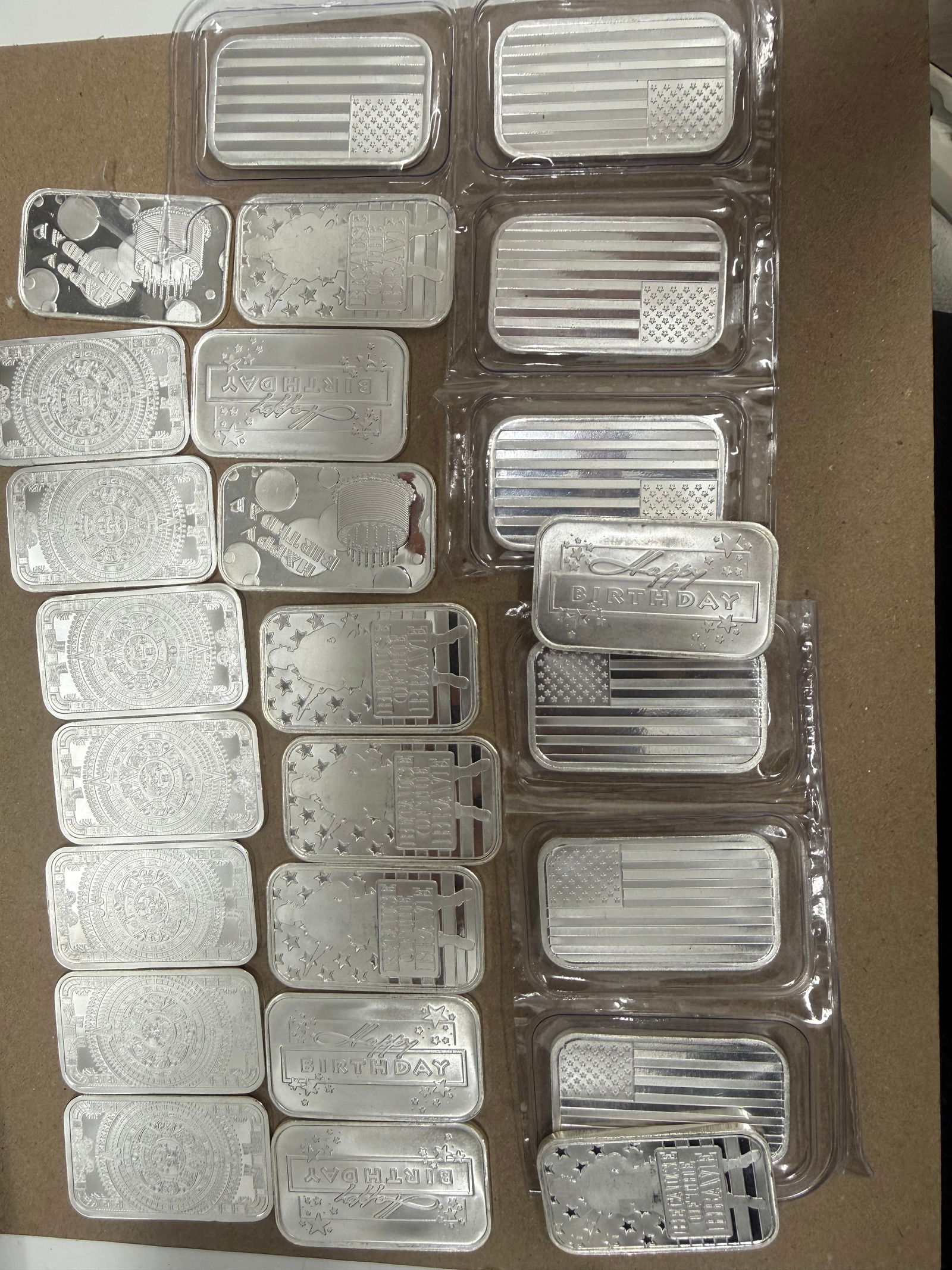 Mixed Lot of Varying Pure Silver 1 Ounce Bars .999 25 pieces: Mixed Lot of Varying Pure Silver 1 Ounce Bars .999 25 pieces #3SS98327v15