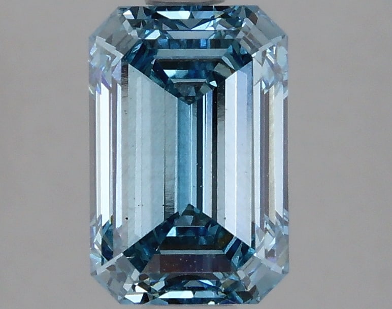 2.11ct Emerald Cut Lab Grown Diamond (1 of 1)