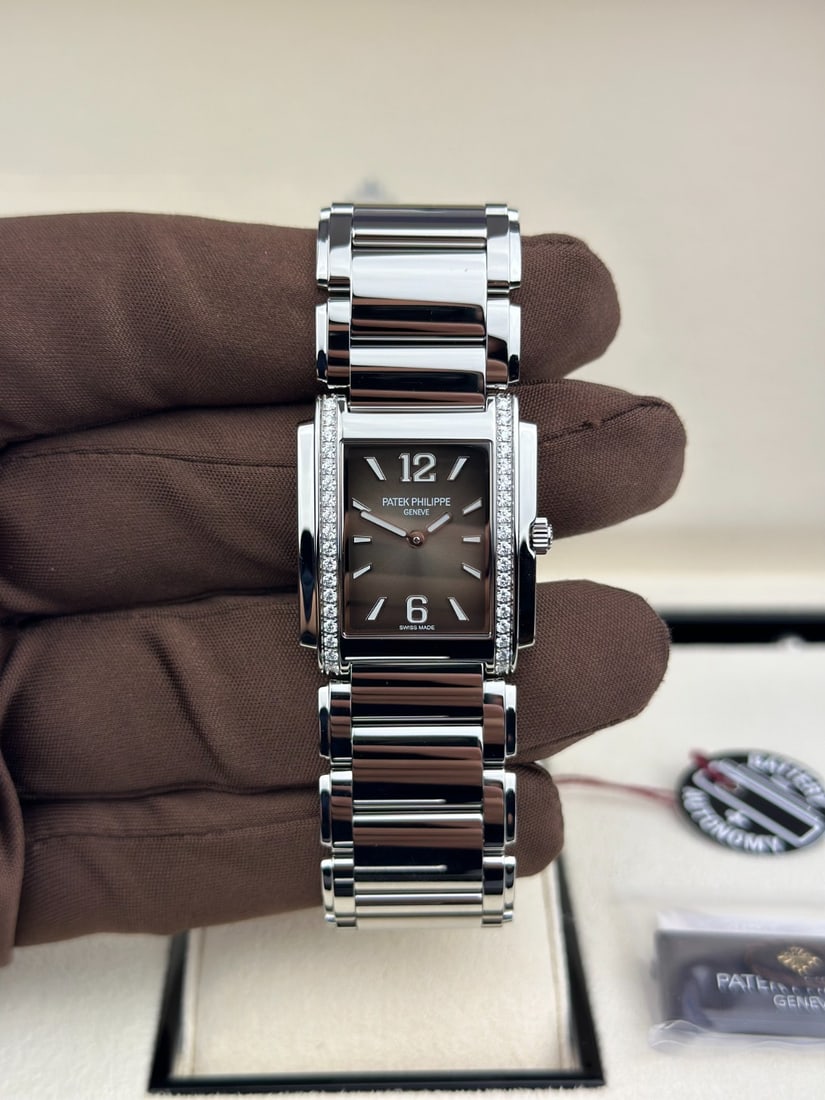 New 4910/1200A Patek Philippe Ladies Watch comes with Box and Paper: New 4910/1200A Patek Philippe Ladies Watch comes with Box and Paper #3SS95014v7