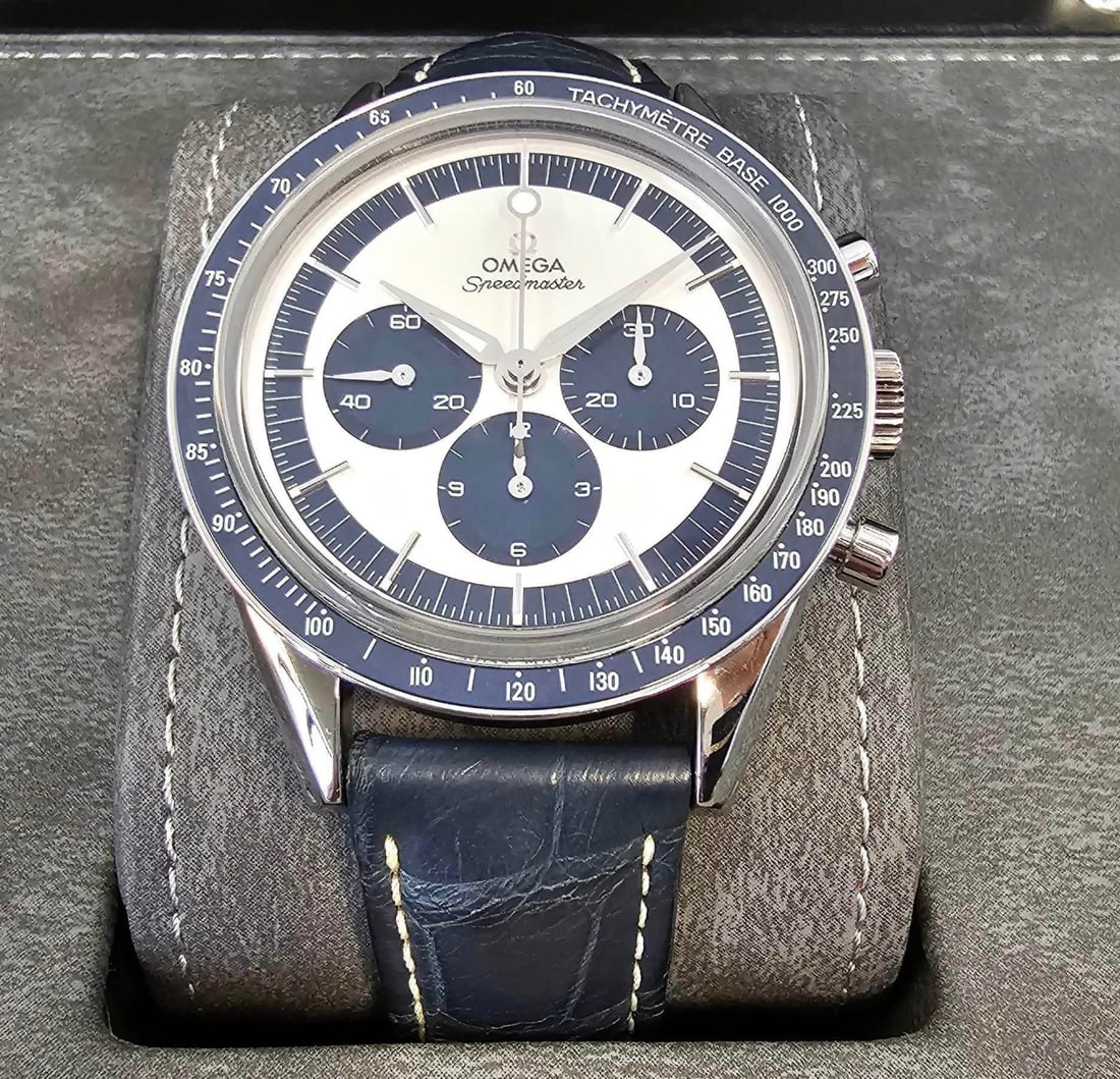 Omega Speedmaster Comes with Box & Papers: Omega Speedmaster Comes with Box & Papers #3SS18339v8