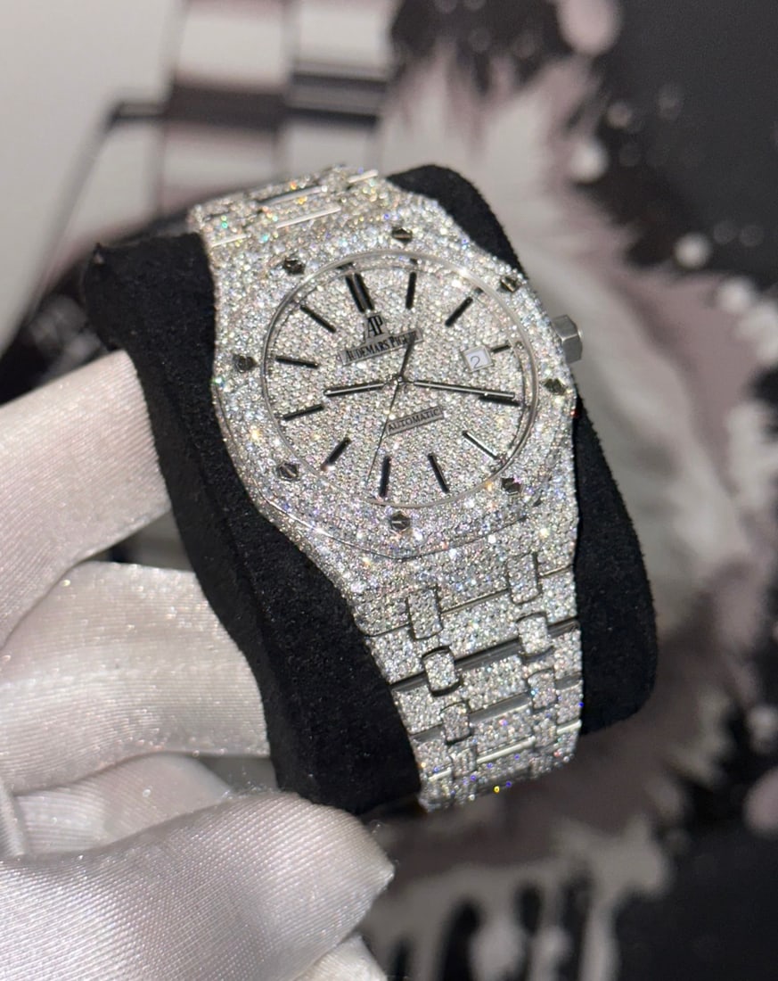 Custom Audemars Piguet Royal Oak 15400ST Full Diamond Watch Comes with Box: Custom Audemars Piguet Royal Oak 15400ST Full Diamond Watch Comes with Box & Appraisal #3SS18302v8