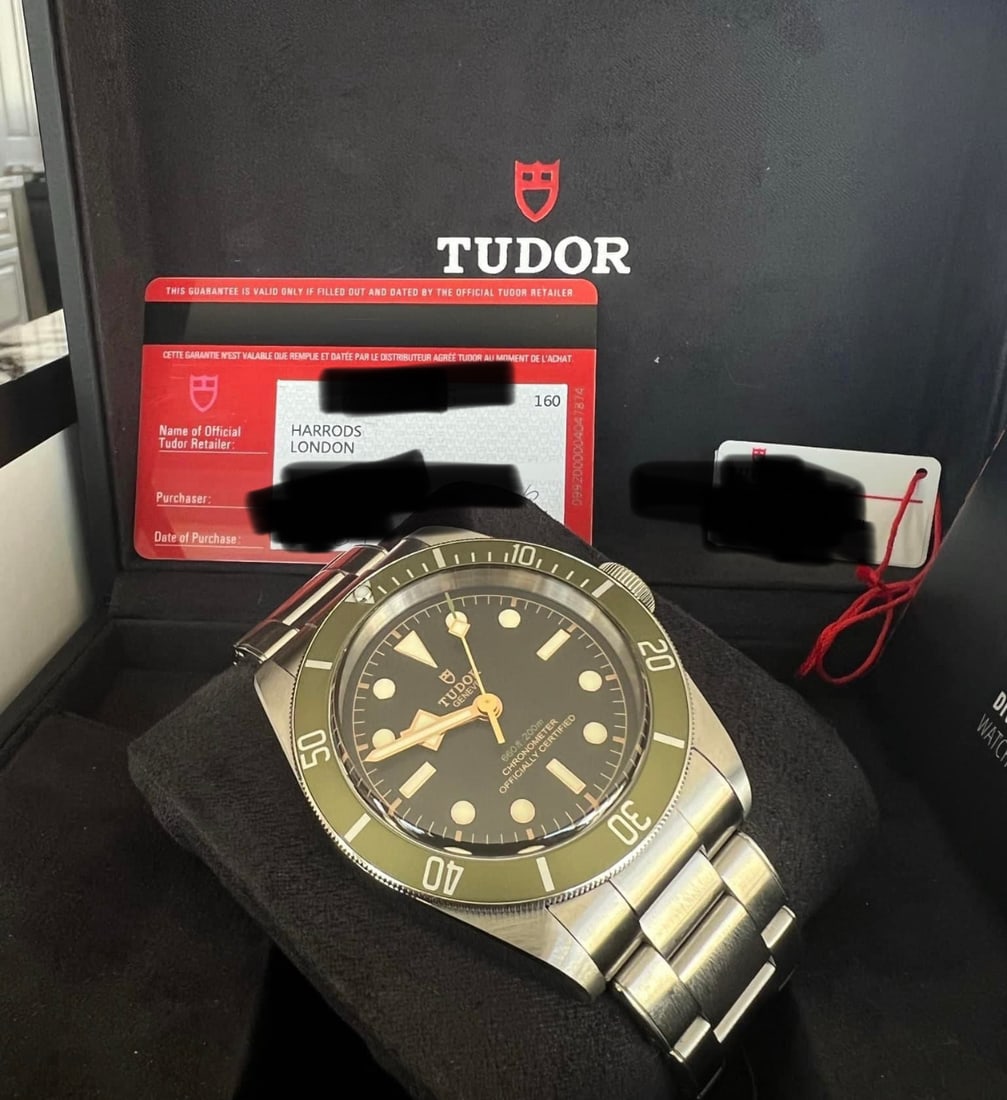 Tudor Harrods Comes with Box & Papers (1 of 1)