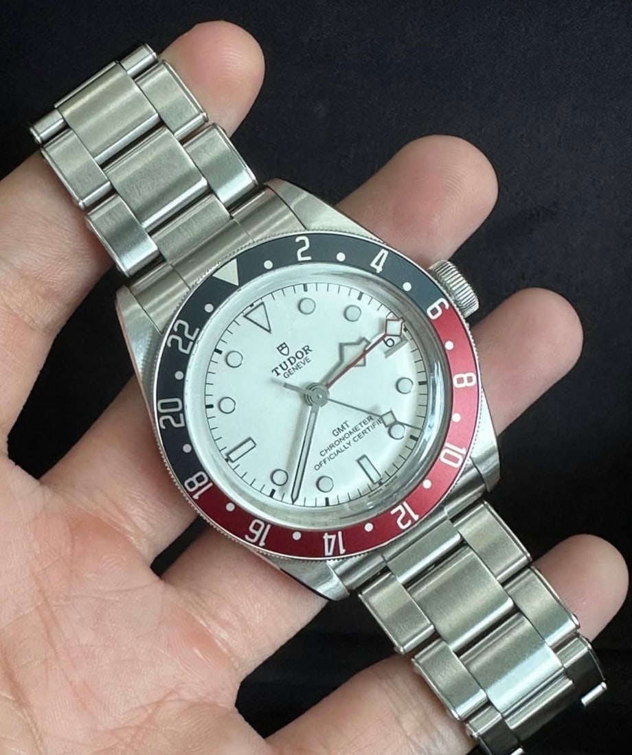 Brand New GMT Tudor Comes with Box & Papers: Brand New GMT Tudor Comes with Box & Papers #3SS18306v8