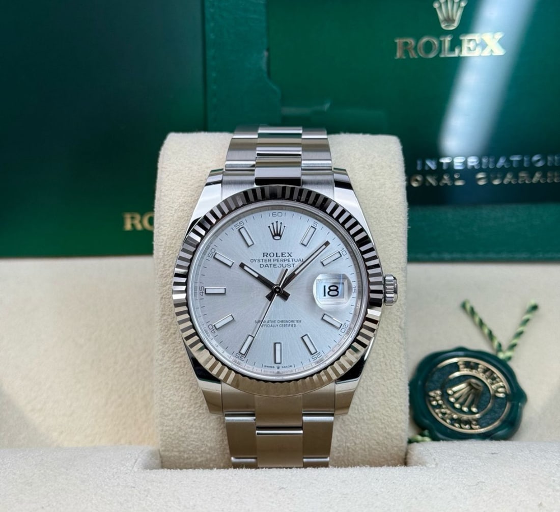 Rolex Oysterperpetual Datejust 41mm Fluted Oyster Bracelet Comes with Box &: Rolex Oysterperpetual Datejust 41mm Fluted Oyster Bracelet Comes with Box & Papers #3SS23463v15