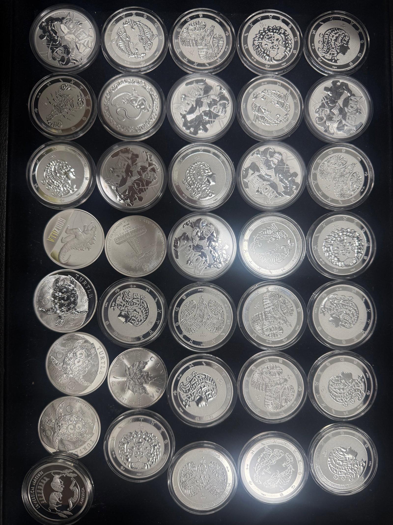 Mixed Lot of Varying Pure 1 Ounce Silver Round Coins .999 36 pieces: Mixed Lot of Varying Pure 1 Ounce Silver Round Coins .999 Including Tokelau, Tuvalu, Serbia, Niue, Canadian 36 pieces #3SS98335v15