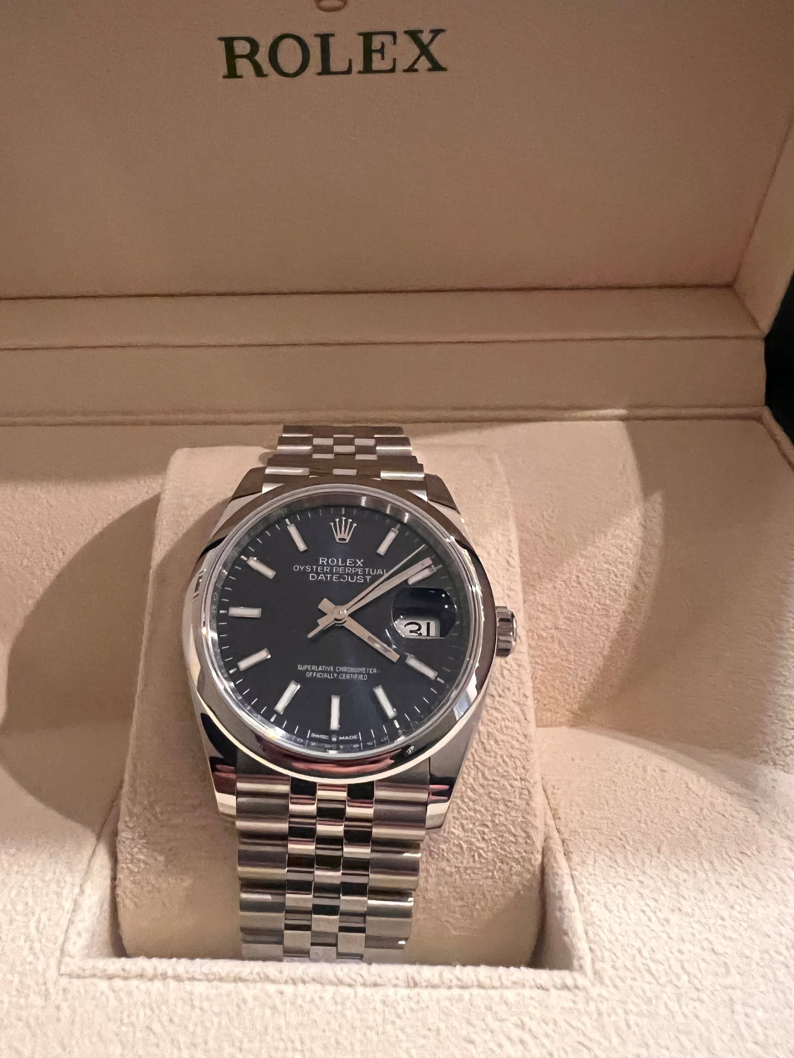 BRAND NEW ROLEX DATEJUST 36MM BLUE DIAL COMES WITH BOX AND PAPERS