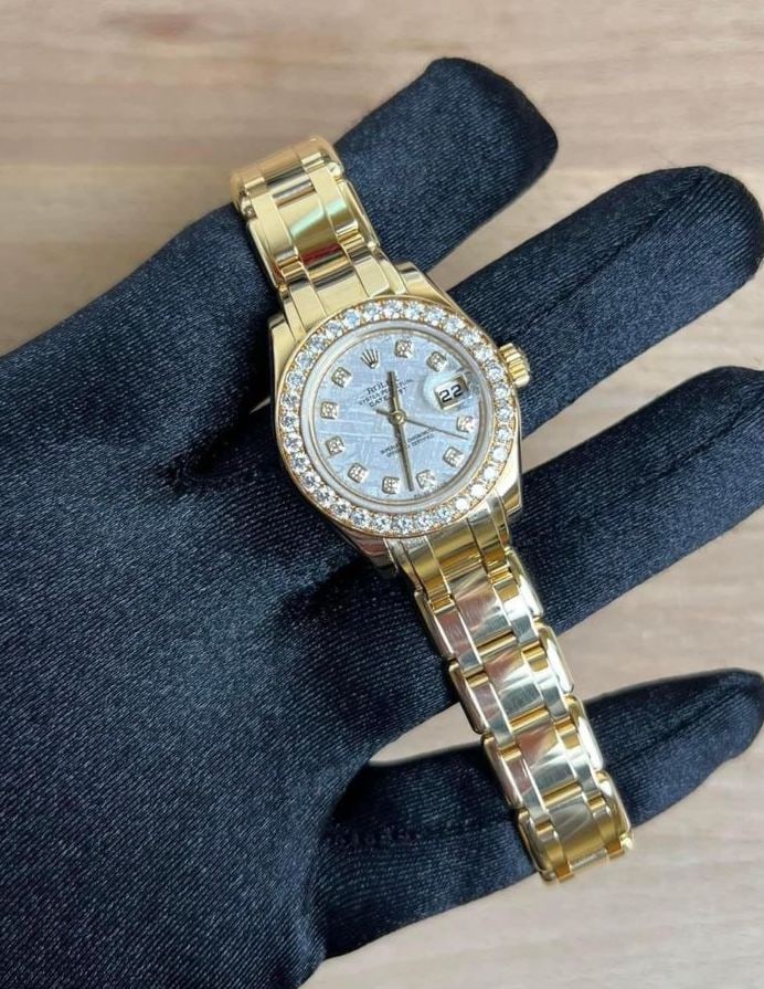 Used Rolex Datejust Pearlmasster 29mm Meteorite Reference w/ factory diamon