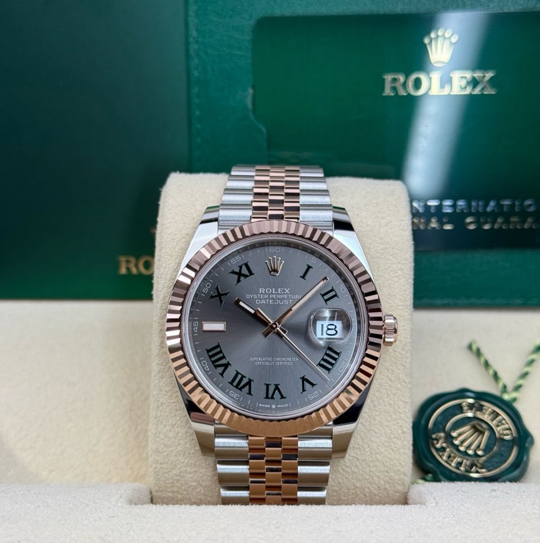 Rolex Two-Tone Oysterperpetual Fluted Datejust Jubilee 41mm Wimbledon Dial: Rolex Two-Tone Oysterperpetual Fluted Datejust Jubilee 41mm Wimbledon Dial Comes With Box & Papers #3SS23472v15