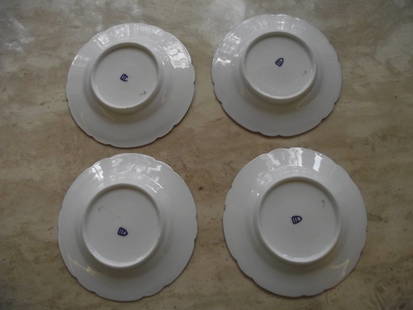 Royal Vienna Porcelain Plates: Vintage Royal Vienna Porcelain 4 plates Oriental time periods 1880-1940 Height 13.5 cm. Vienna porcelain is the product of the Vienna Porcelain Manufactory (German: Kaiserlich privilegierte Porcellain